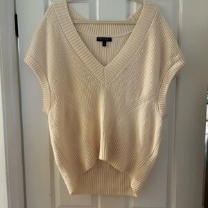Banana Republic Cream V-Neck Knit Oversized Sweater Vest